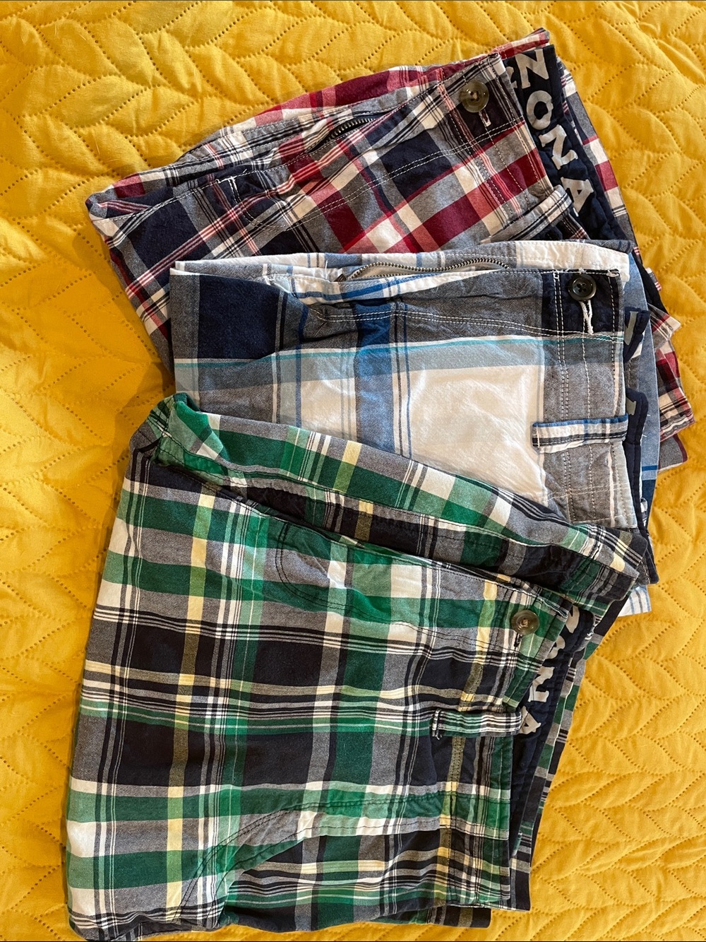Arizona men’s size 34 plaid dress/golf shorts (3pair)